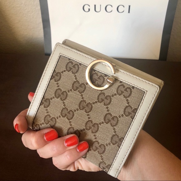 Gucci Handbags - GUCCI GG Guccissima Canvas & Leather Wallet Auth
